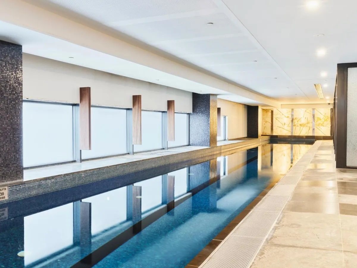 Luxury 1 Bed Apartment for Long Term Stay — 4