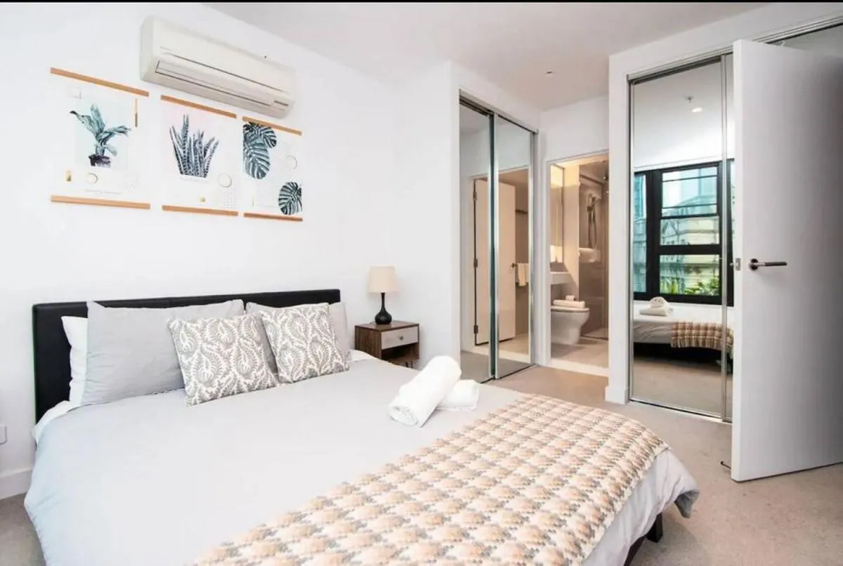 Luxury 2BR wCity view near Yara River and Crown — 2