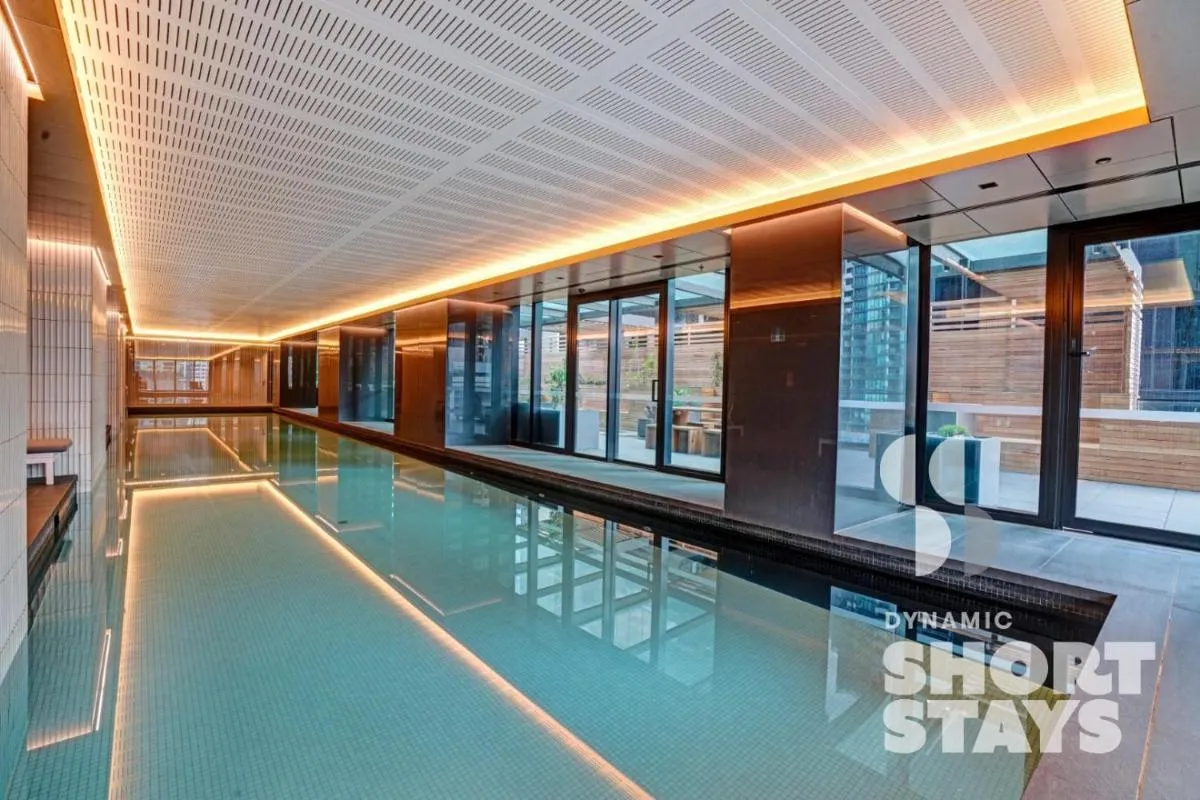 Luxury Retreat in the Heart of Southbank — 3