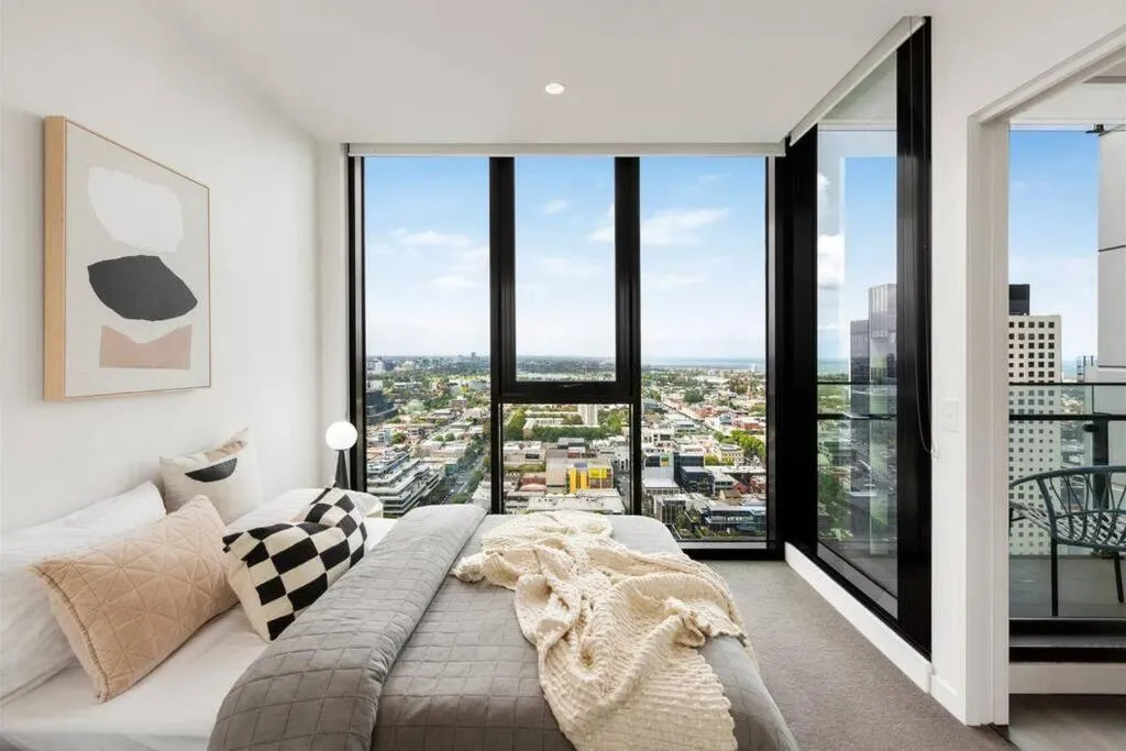 Luxury Southbank apartment — 5