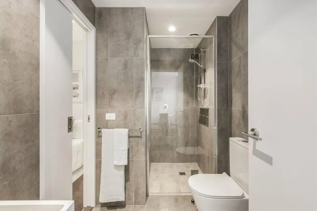 Luxury Southbank apartment — 3