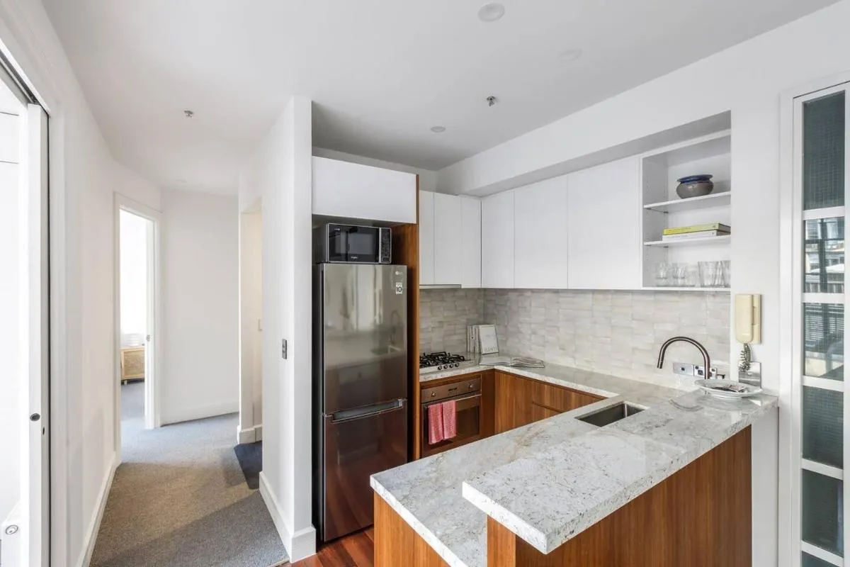 Majorca Classic – Boutique Flinders Lane Balcony Pad — 4