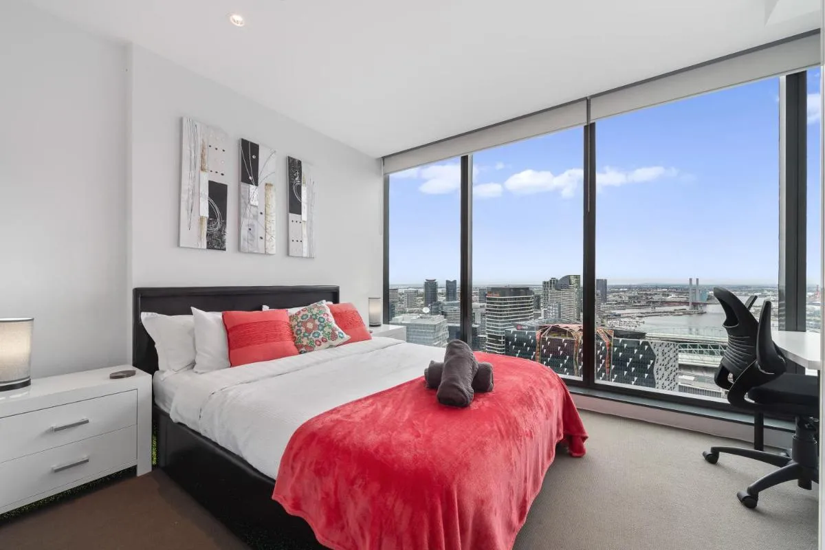 Marvel Stadium Views in Melbourne CBD — 4