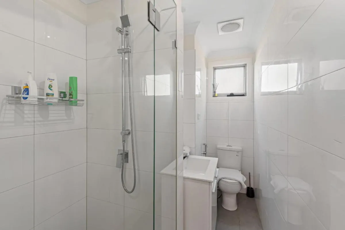 Melbourne CBD edge lifestyle home — 3
