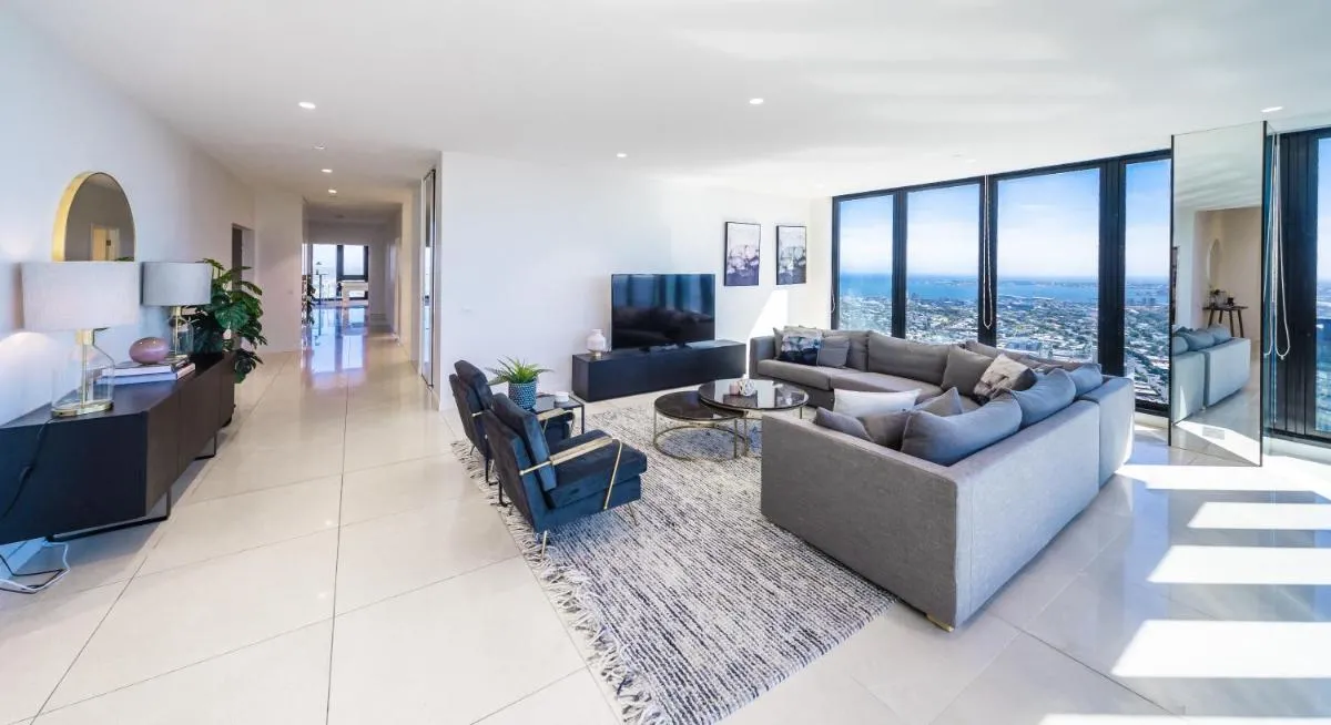 Melbourne City Apartments Panoramic Skyview Penthouse — 4