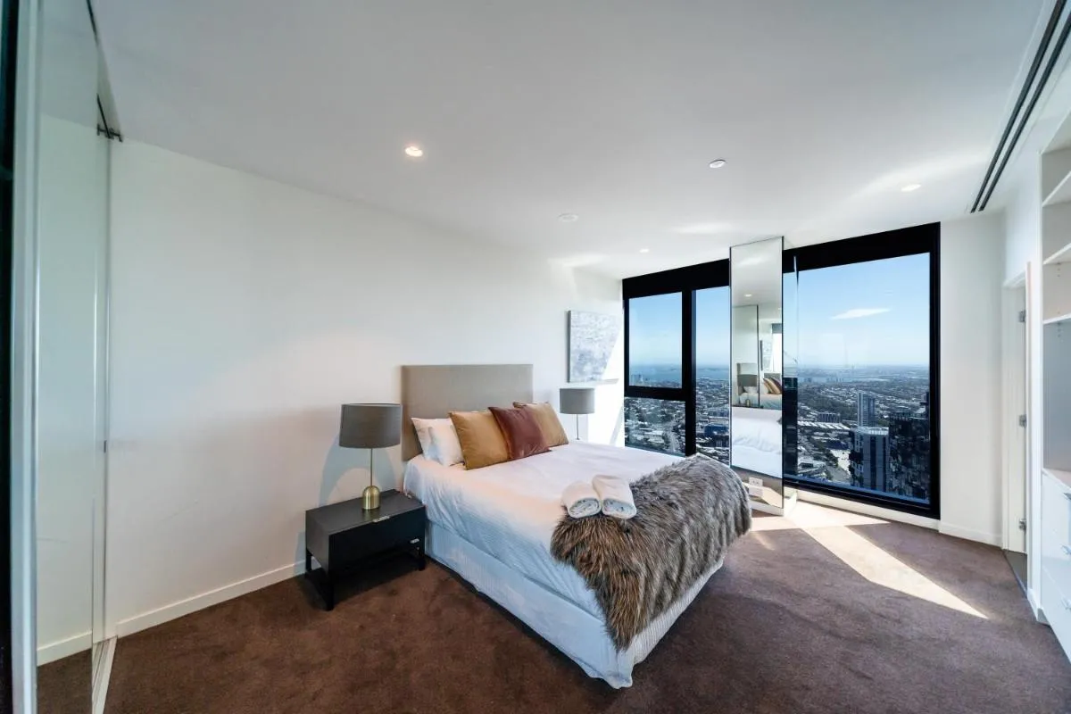 Melbourne City Apartments Panoramic Skyview Penthouse — 5
