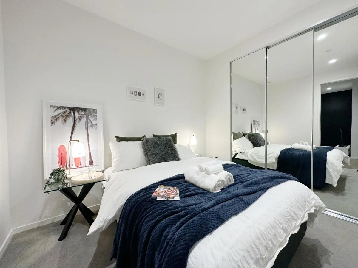 Melbourne Luxury Apartment Steps away from Crown — 2