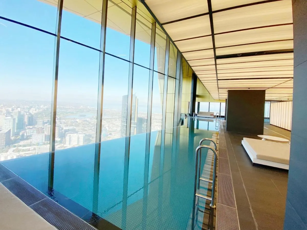 Melbourne Luxury Apartment Steps away from Crown — 4