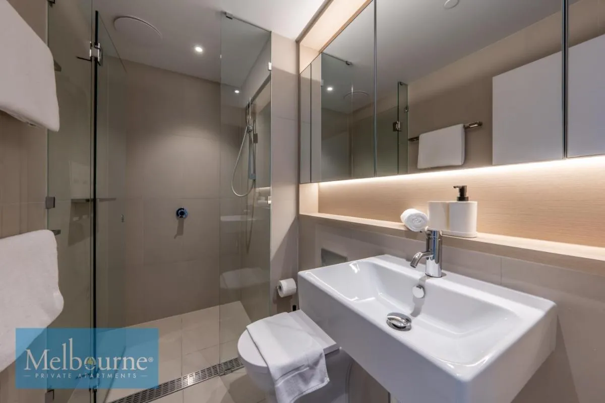 Melbourne Private Apartments – Collins Wharf Waterfront, Docklands — 3