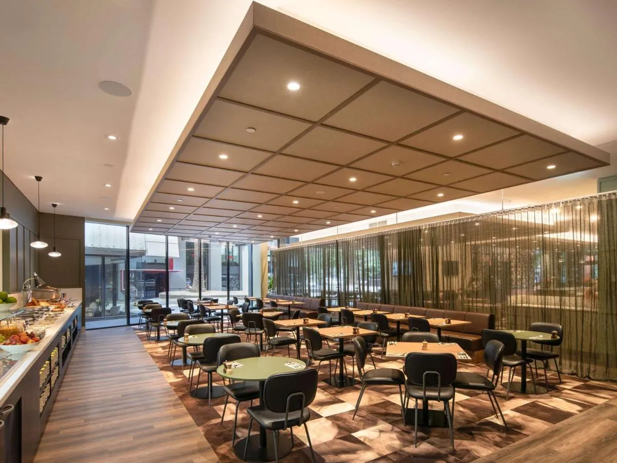 Mercure Melbourne Southbank — 4