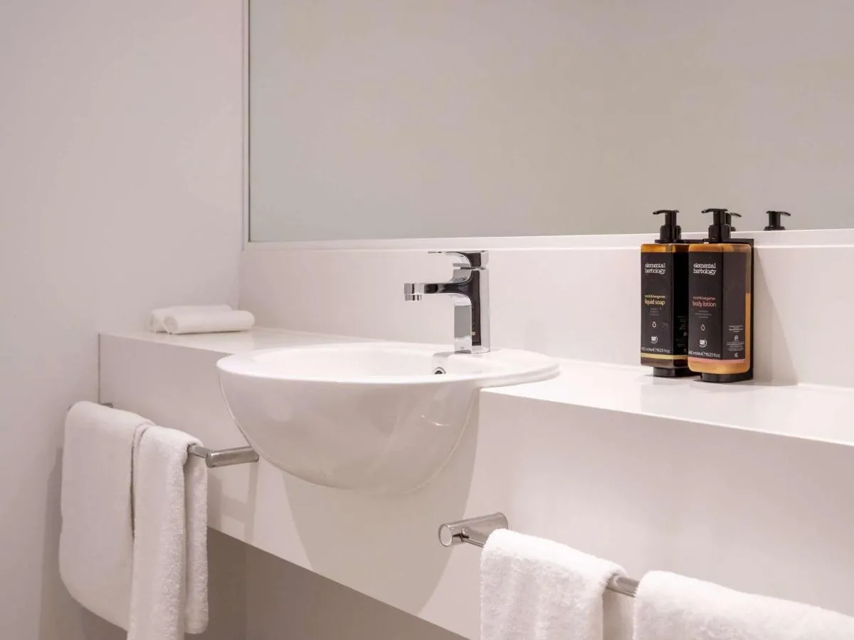 Mercure Melbourne Southbank — 3