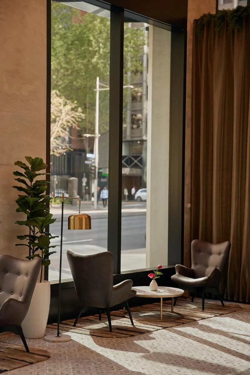 Meriton Suites King Street Melbourne — 5