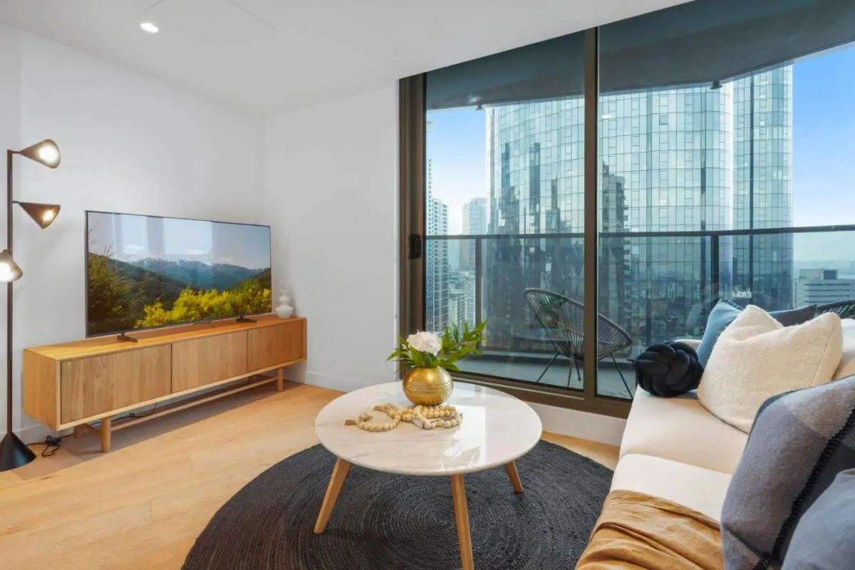 Metropolitan Retreat in Southbank — 2