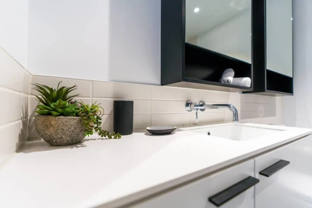 Modern 1 Bed Opposite Racecourse — 3