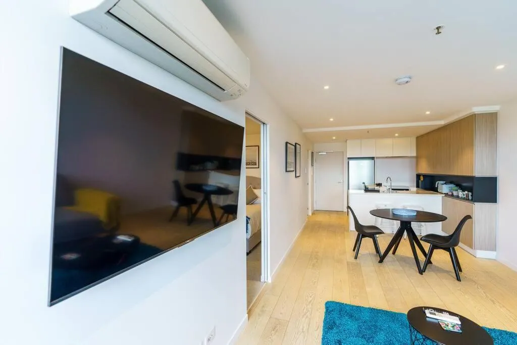 Modern 1 Bed Opposite Racecourse — 5