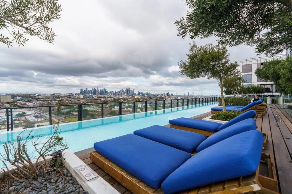 Modern 1 Bed Opposite Racecourse — 4
