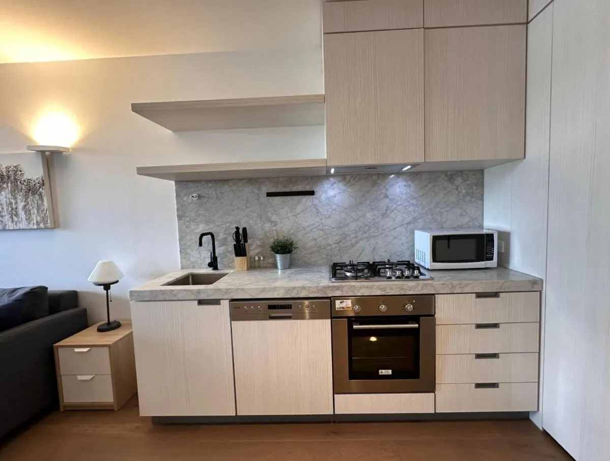 Modern 2Bedroom Apartment North Melbourne — 5
