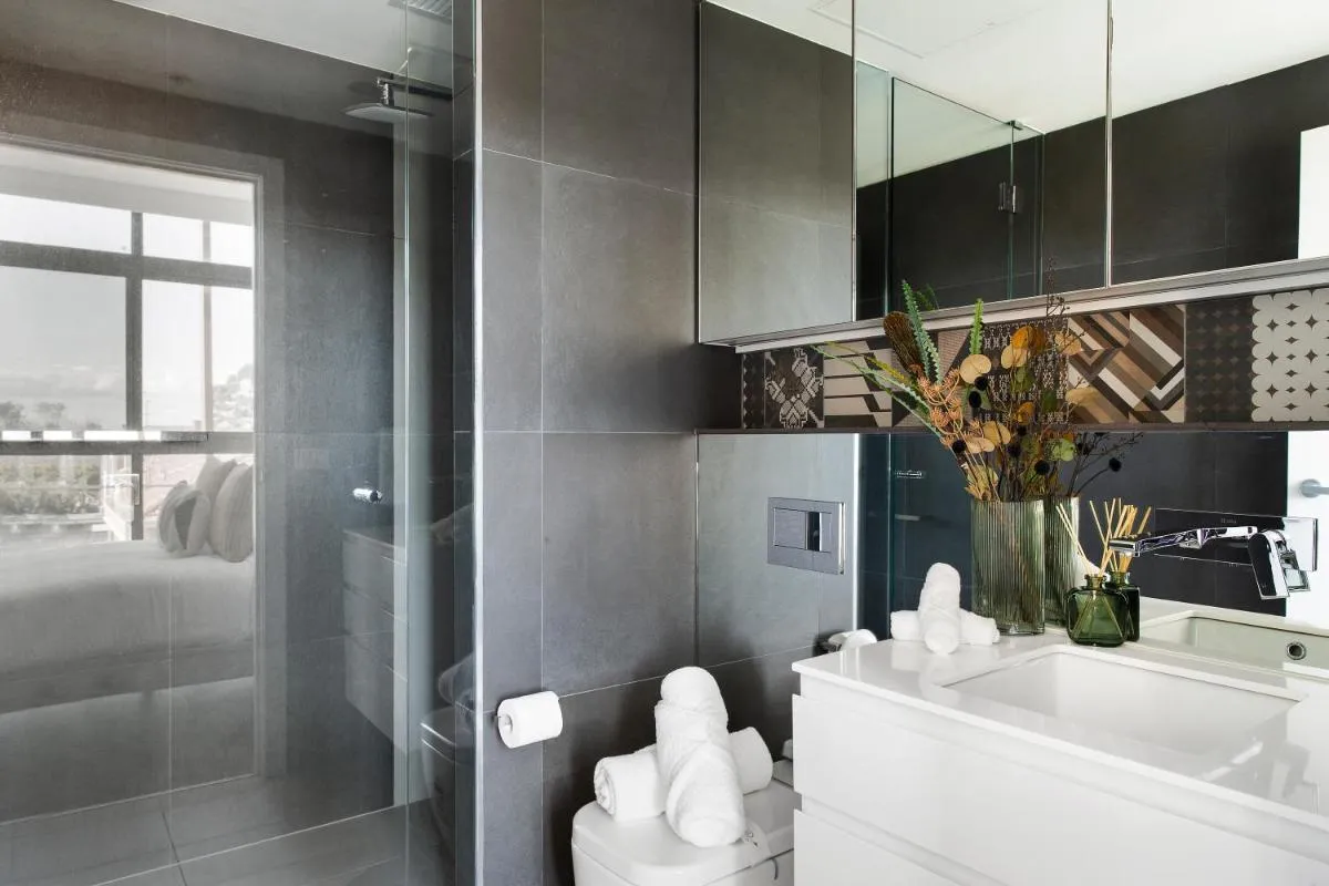 Modern Elegance Caulfield North — 3
