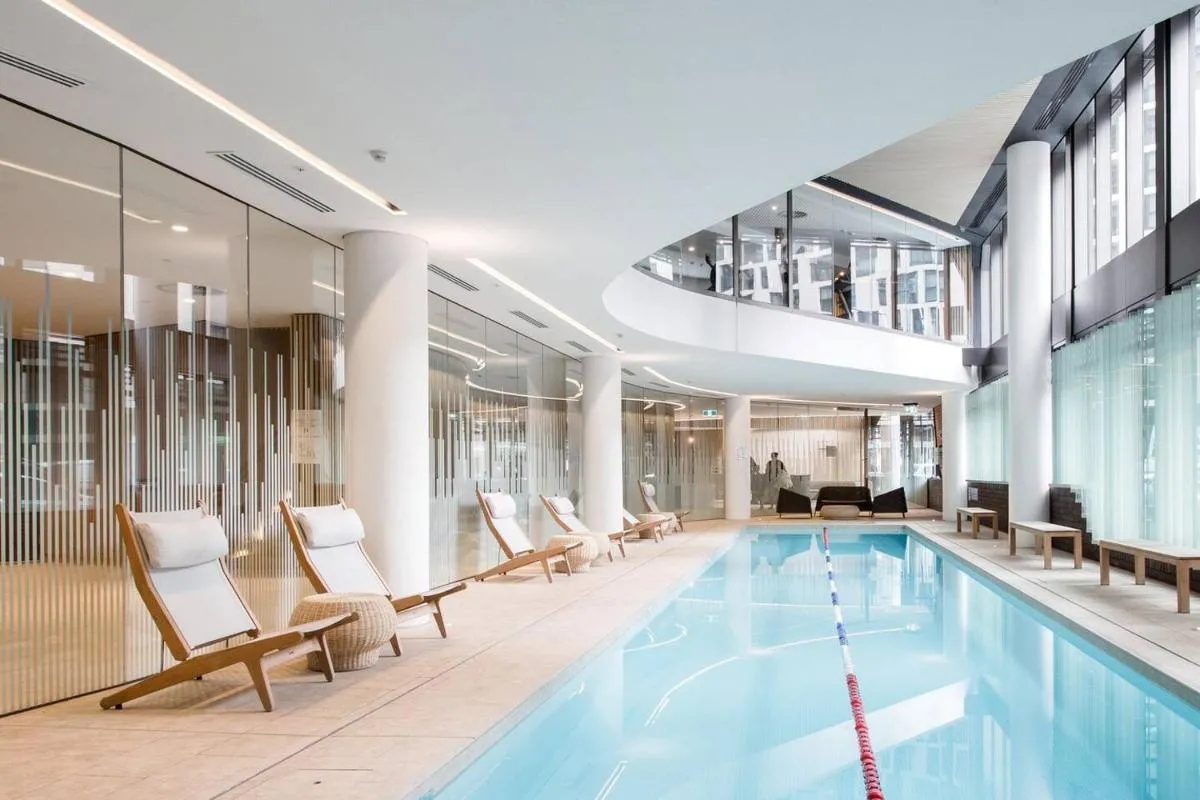 Modern Magic on Yarra River with Resort Amenities — 4
