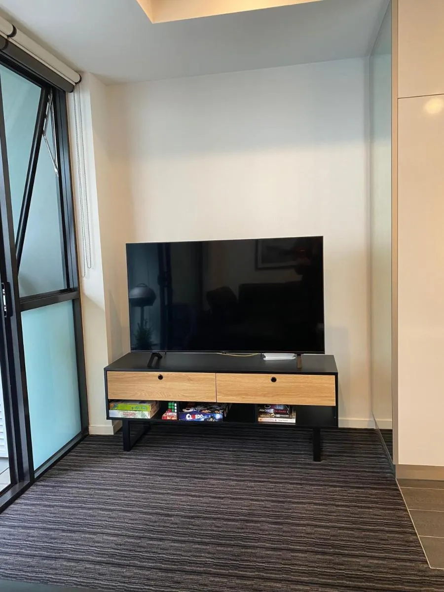 Modern Quiet 1 & 2 Bed Apt Opposite Albert Park — 5