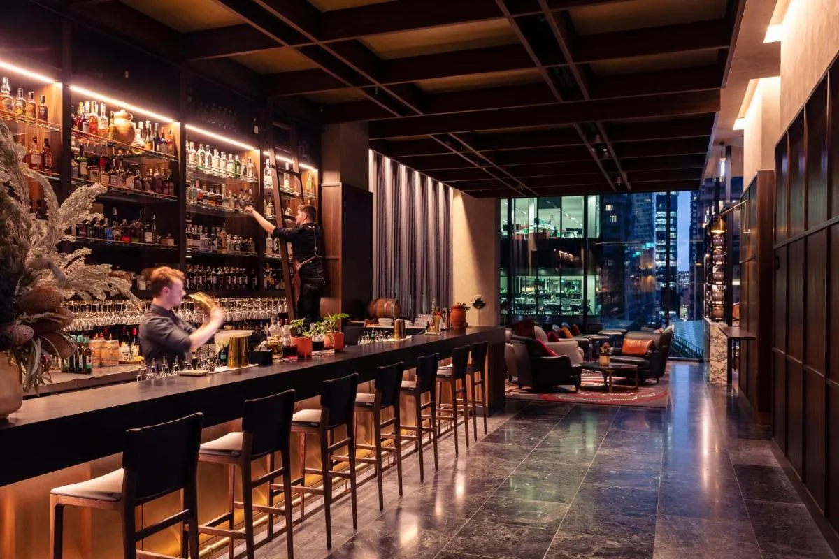 Next Hotel Melbourne, Curio Collection by Hilton — 4