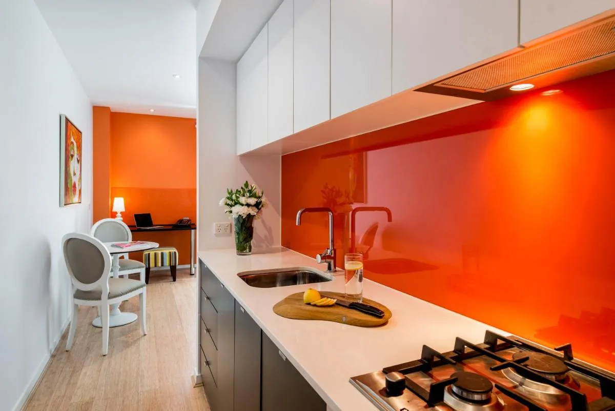 Oaks Melbourne South Yarra Suites — 3