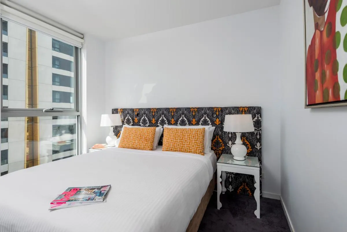 Oaks Melbourne South Yarra Suites — 2