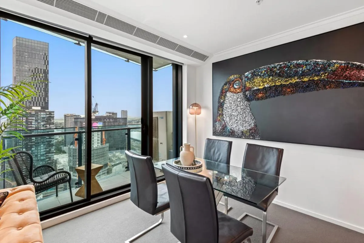 Panoramic Skyline Haven — 5