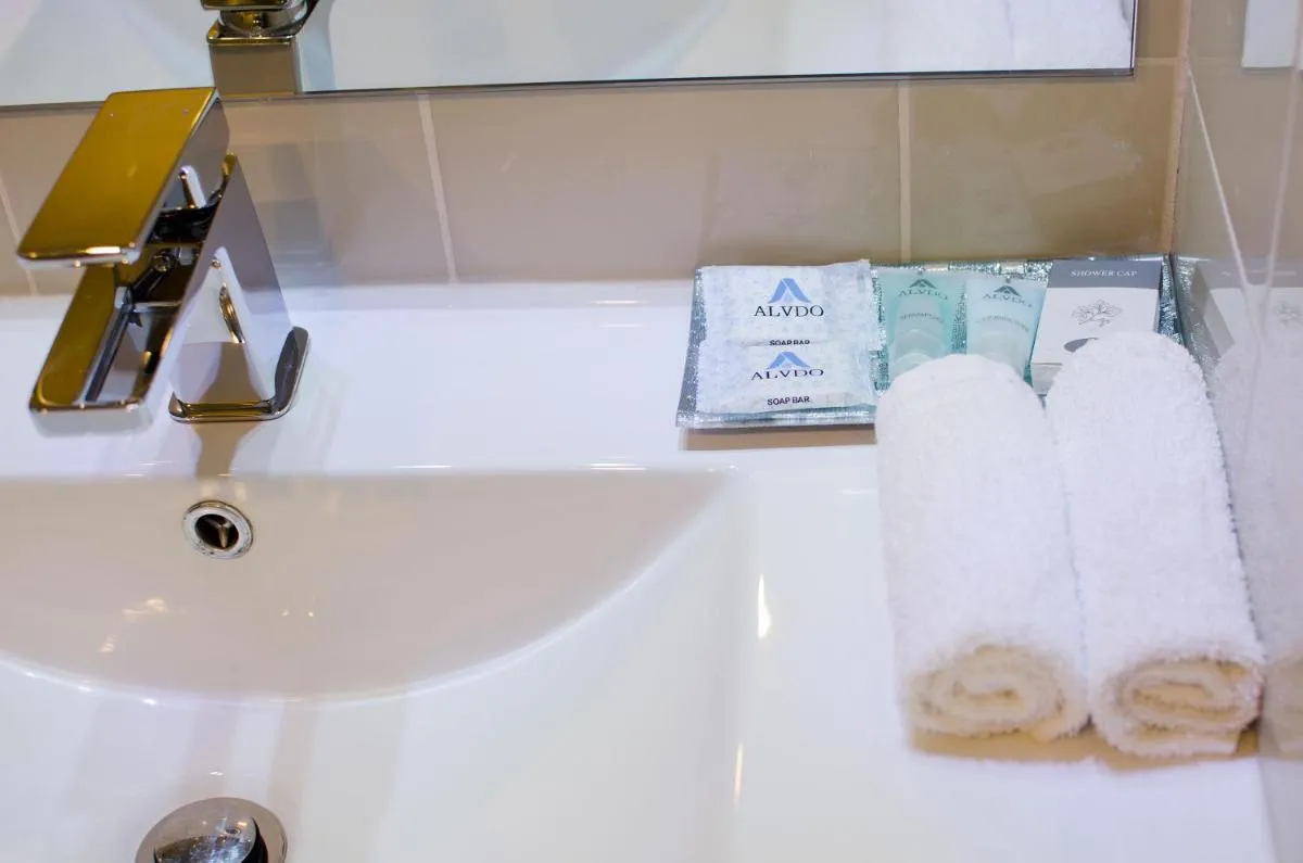 Park Squire Motor Inn & Serviced Apartments — 3
