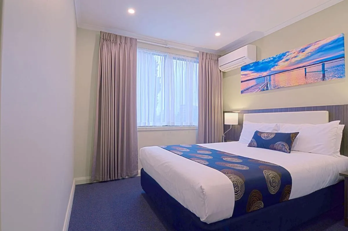 Park Squire Motor Inn & Serviced Apartments — 2