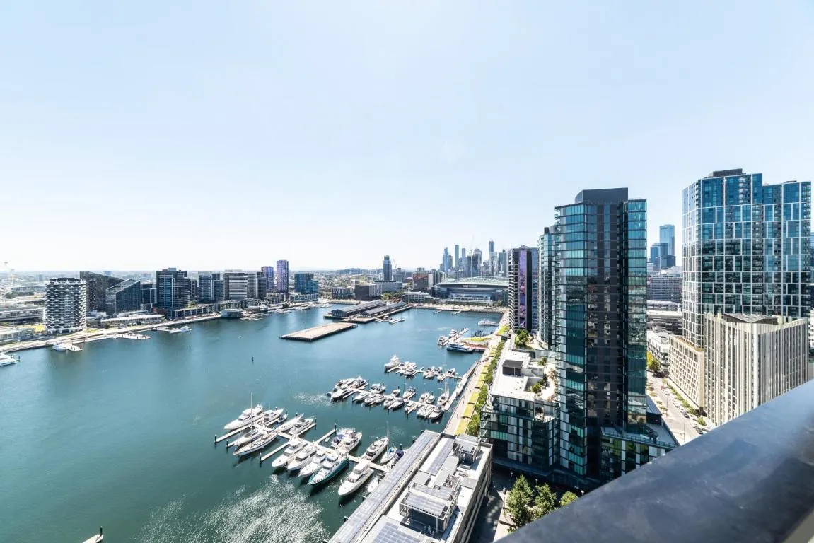 Pars Apartments – Collins Wharf Waterfront, Docklands