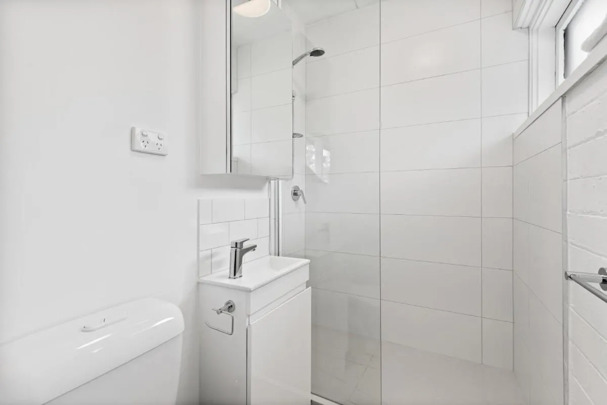 Peaceful 1-Bed Apartment Near the City Centre — 3
