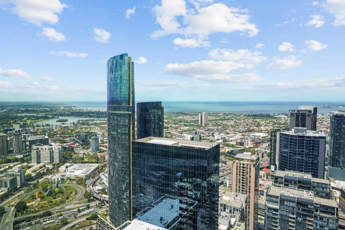 Prestige Living in Southbank — 3