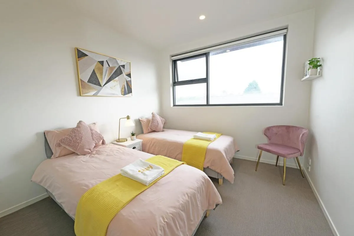 Preston Spacious 2BRM Apartment Free Parking Wi-Fi — 2