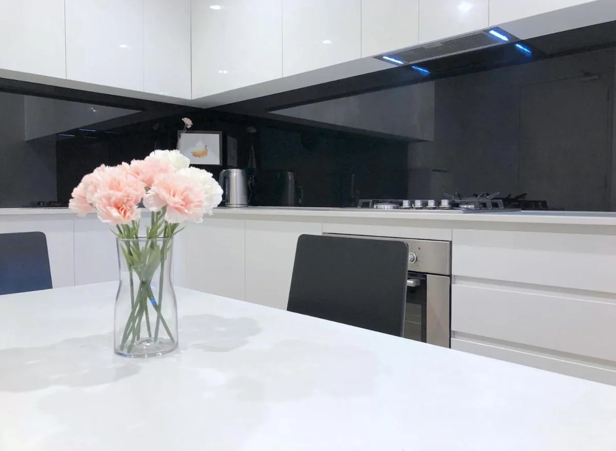 Pride Bentleigh Apartment with Private Garden — 4