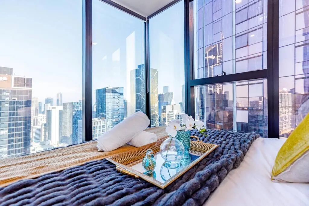 Prime CBD, 180 Sky High Panoramic View-Pool & Gym — 4