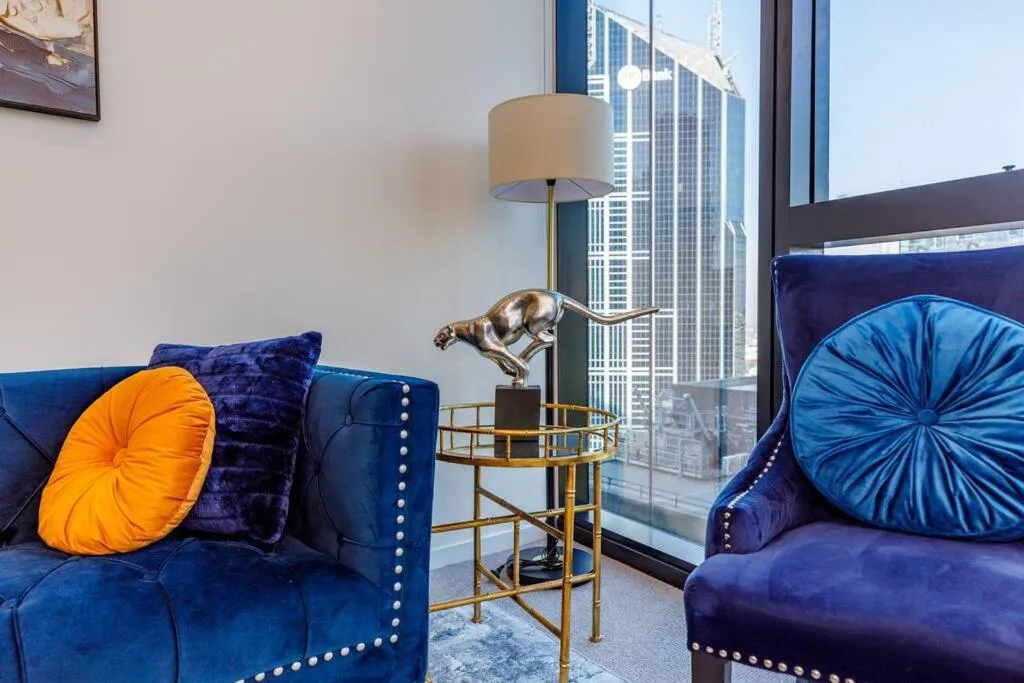 Prime CBD, 180 Sky High Panoramic View-Pool & Gym — 3