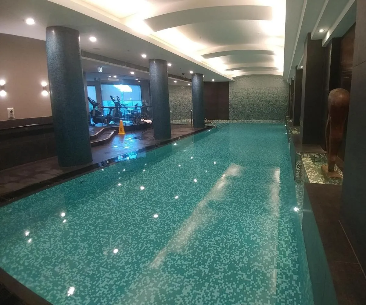 PrivateStudio in Quay West Building — 4