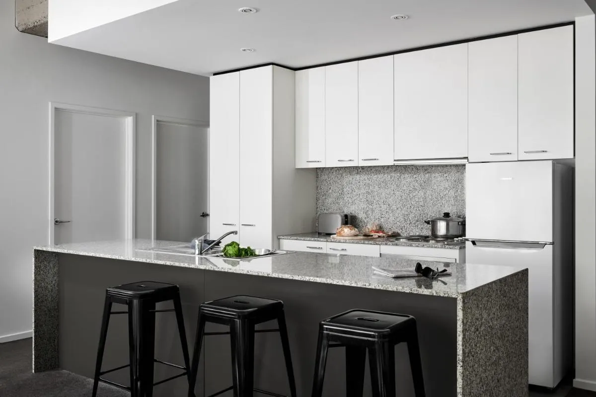 Punthill Apartment Hotel – Manhattan — 4