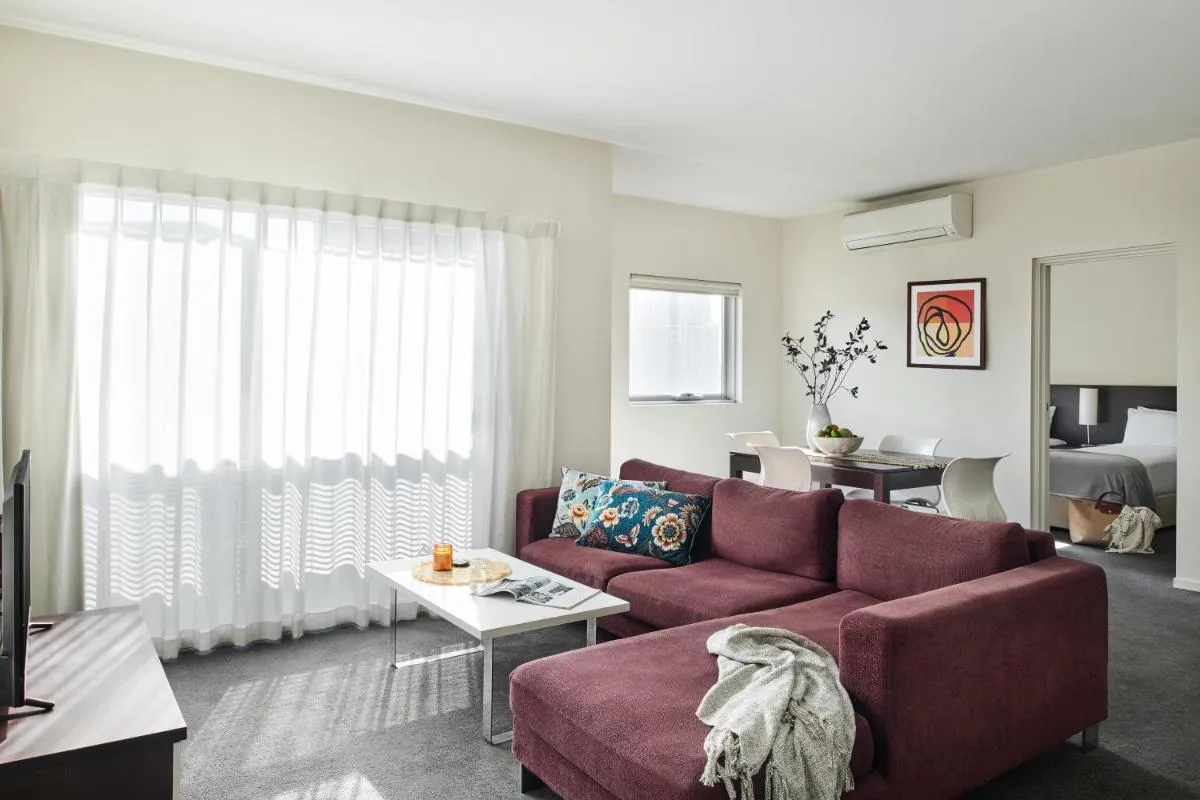 Punthill Essendon — 5