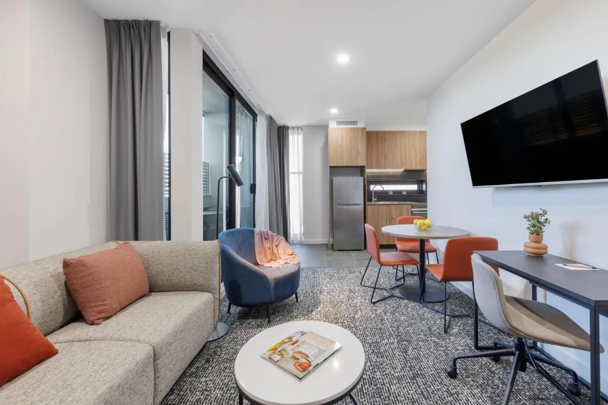 Punthill Essendon North — 4