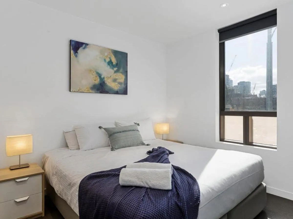 Readyset Apartments at Manhattan — 2