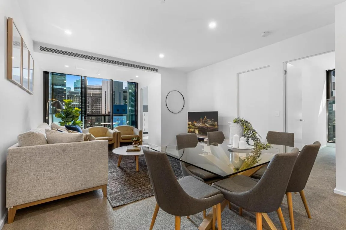 Remarkable 3-Bed with City Views & Swimming Pool