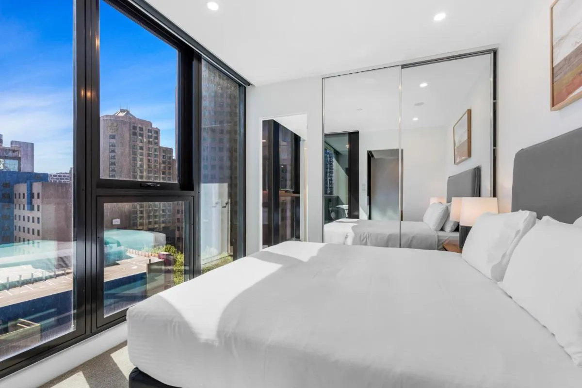 Remarkable 3-Bed with City Views & Swimming Pool — 2