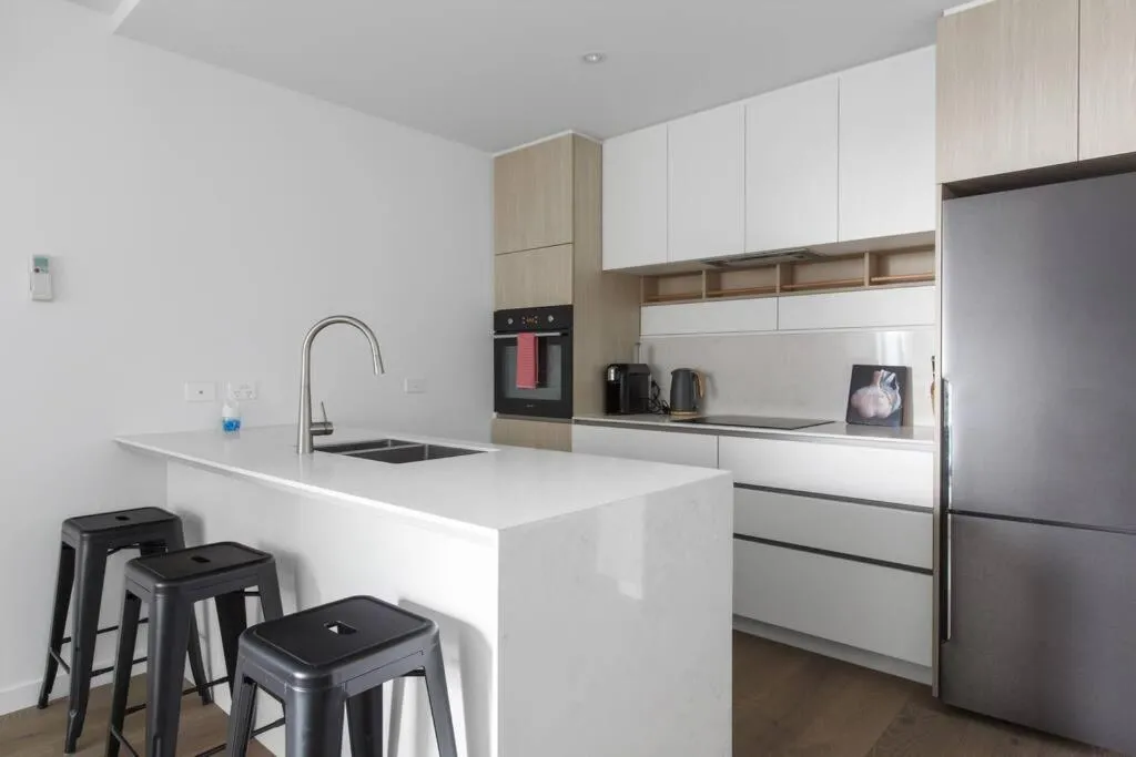 Resort Style Living In the Heart of Moonee Ponds — 5