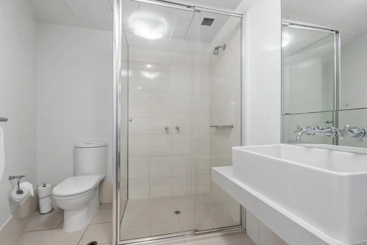 Resort Style Living Yarra Wharf — 3