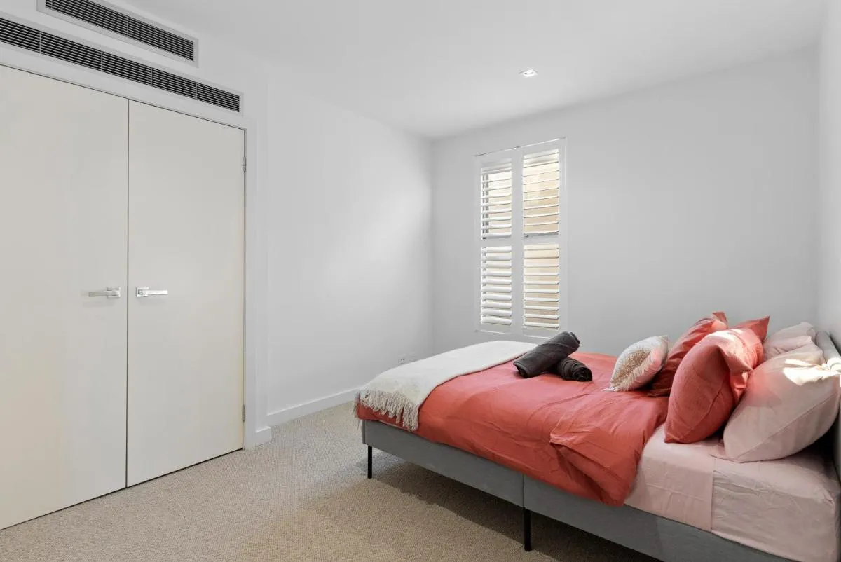 Richmond on the River, sleeps 6 — 2