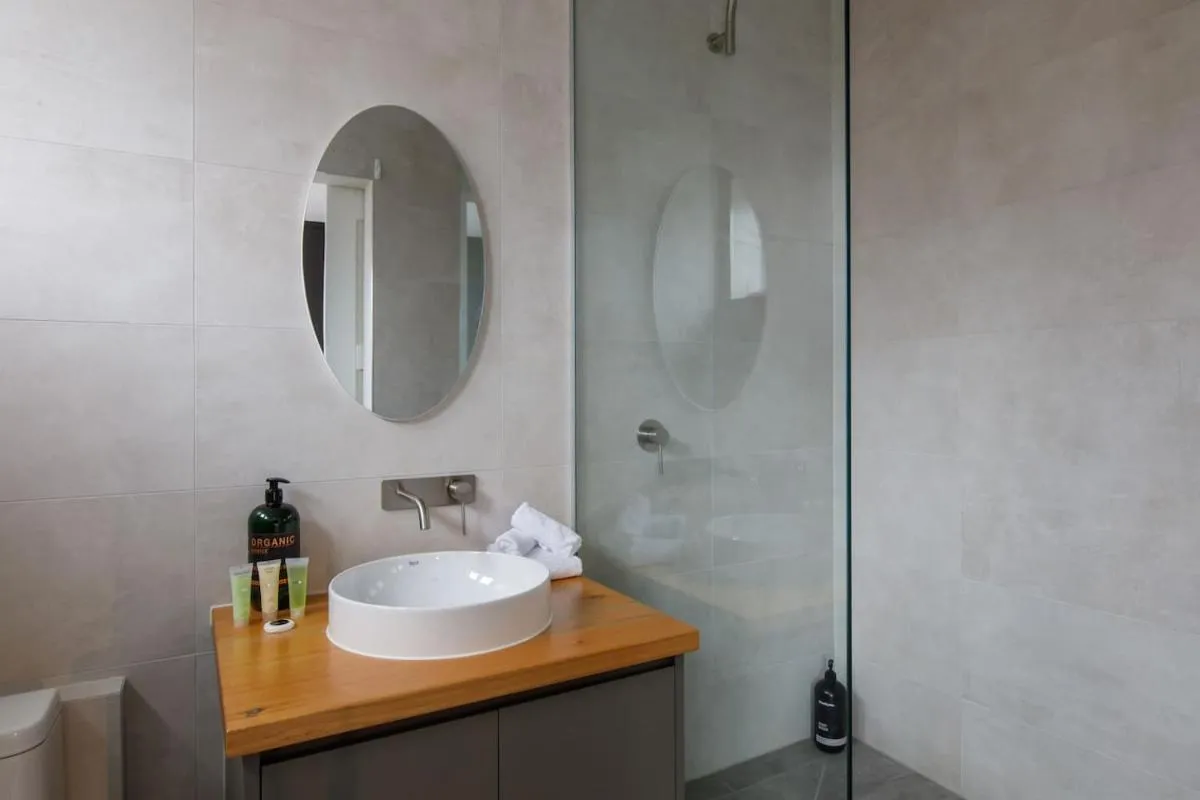 Sage Haven – Laidback St Kilda Beach Living — 3