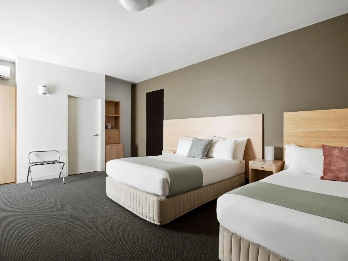 Saint Kilda Beach Hotel – formerly Rydges St Kilda — 2