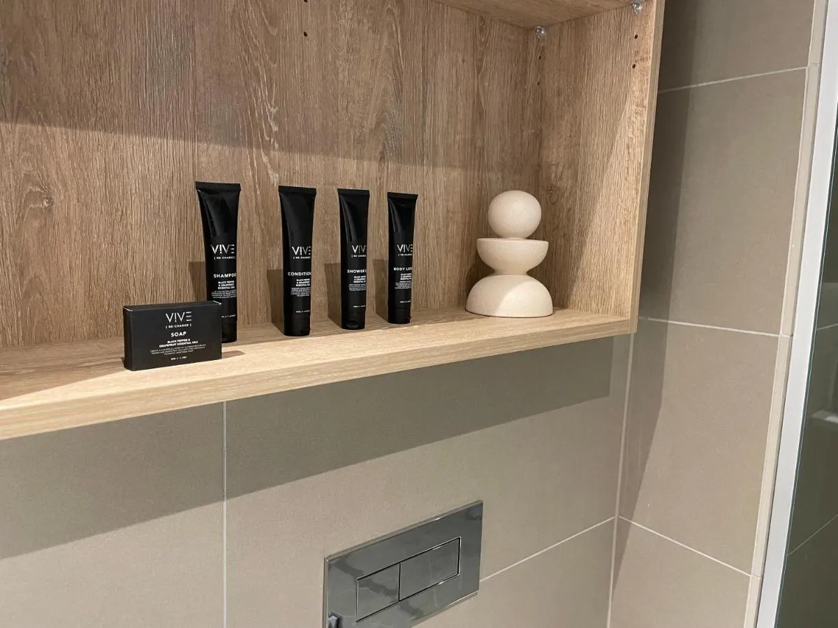 Serenity Stayz – 3 Bedroom Apartment in Melbourne CBD — 3